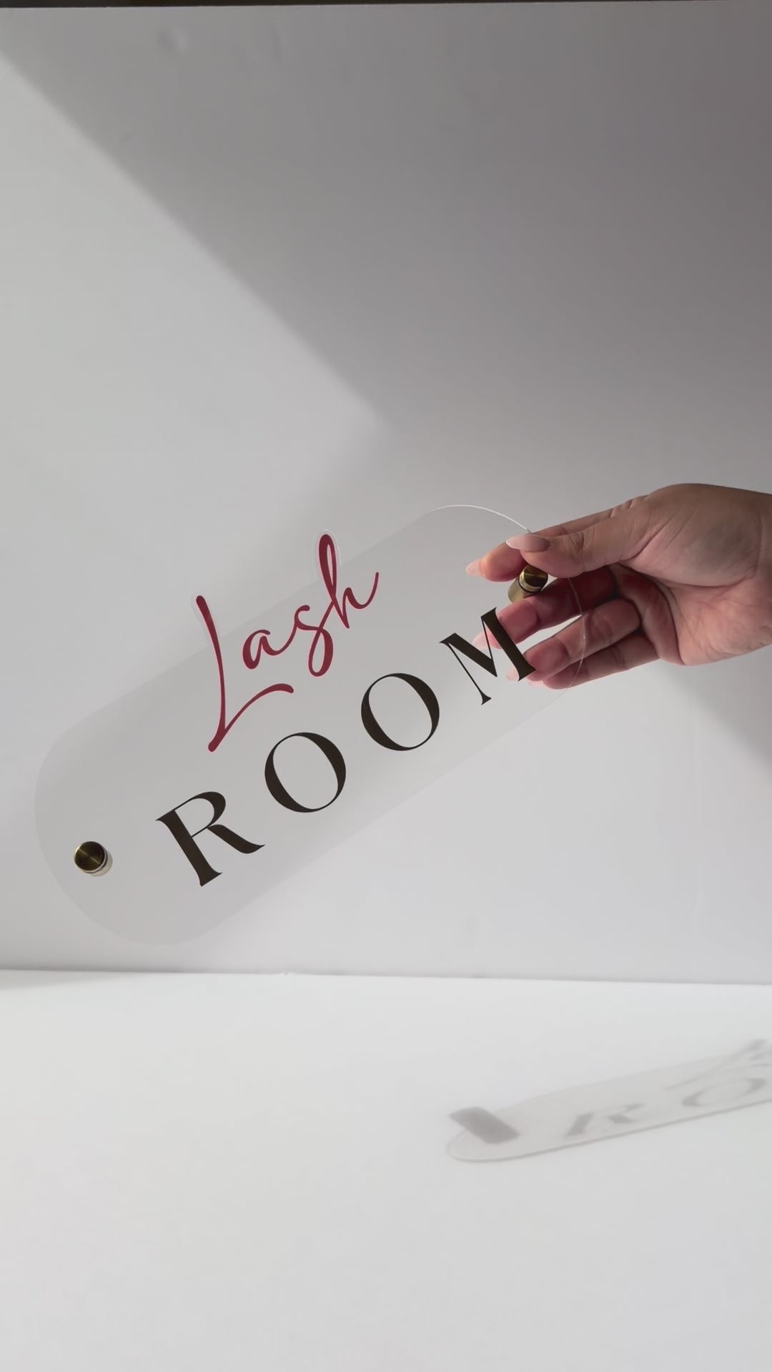 Letrero para Puerta Personalizado en Acrílico con Letras 3D | Nombre de Negocio, Oficina o Room Sign